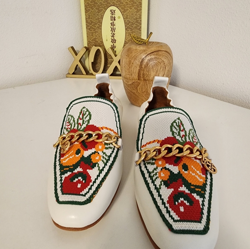 Tory Burch White Floral Embroidered Loafers